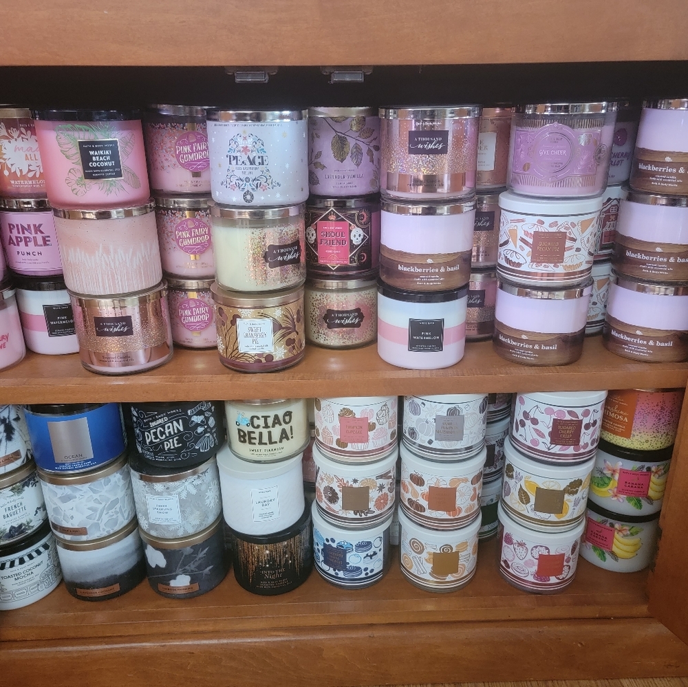 Bath and body works Candles for sale. Almost all of them.